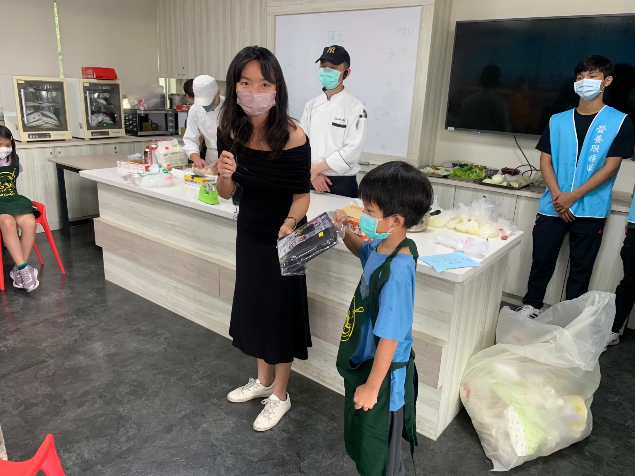 :大寮國小祖孫健康一起來
